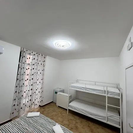 Affittacamere Manzoni 185 Bari