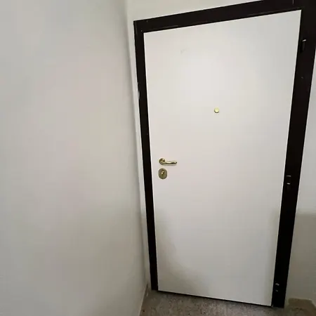 Manzoni 185 Konukevi