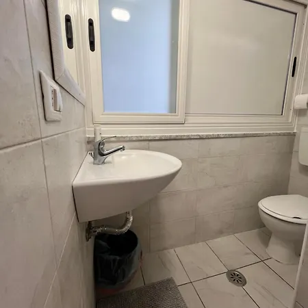 Manzoni 185 Affittacamere Bari