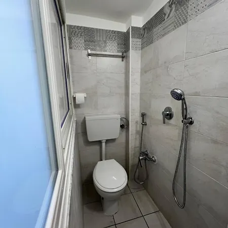 Manzoni 185 * Bari