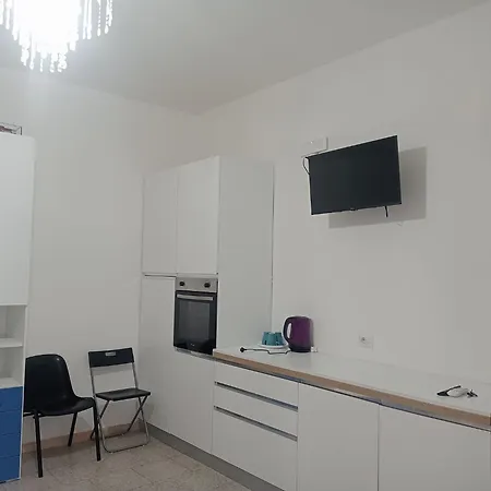 Manzoni 185 Гостевой дом Бари