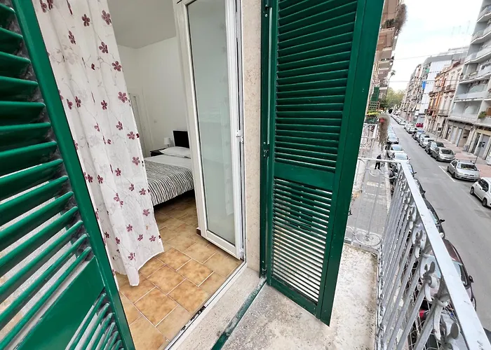 Гостевой дом Manzoni 185 Бари