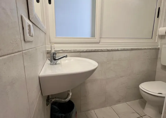 Manzoni 185 Гостевой дом Бари