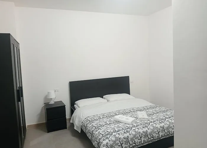 Manzoni 185 3* Бари